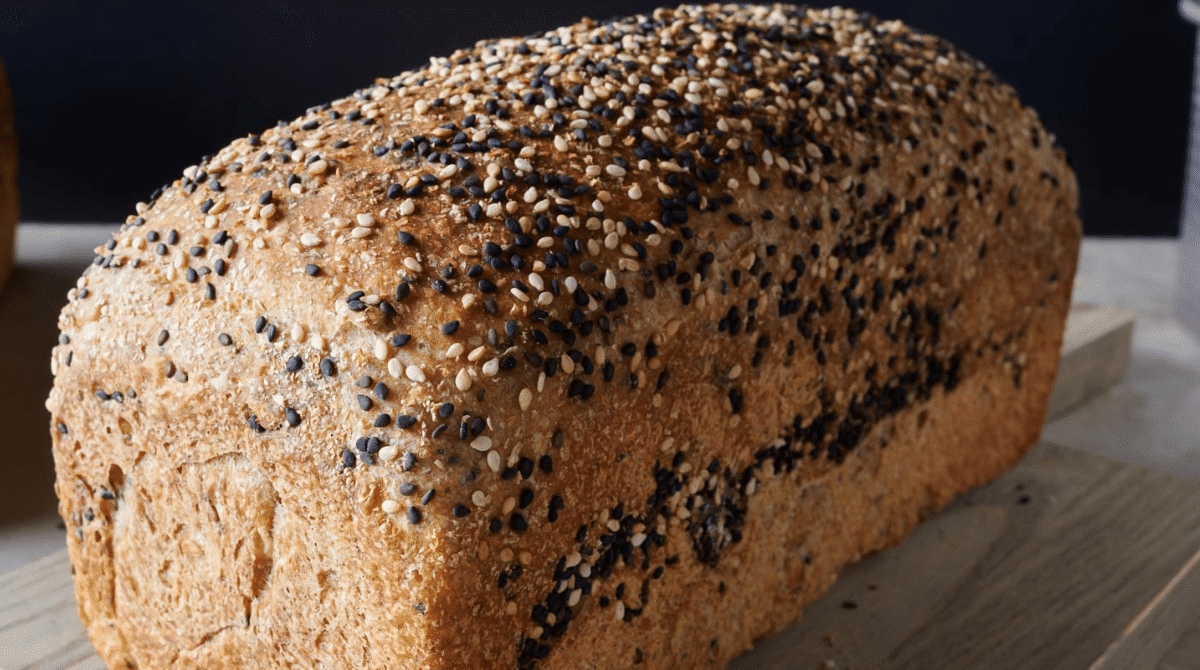 White Sourdough with Flax Seeds and Oats Recipe